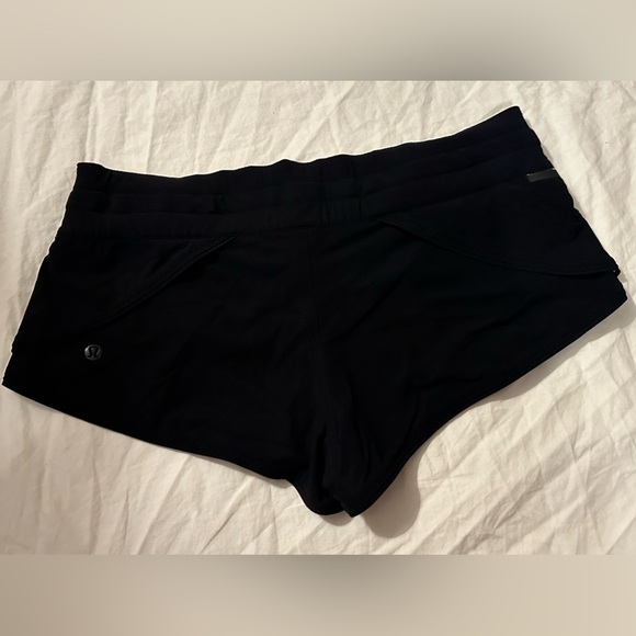 Lululemon Water: Surf Short (2") Reversible - Picture 9 of 14